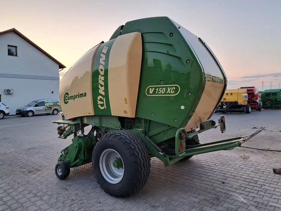 Prasa rolująca Krone Comprima 150XC - Baler bulat: gambar 5 Prasa rolująca Krone Comprima 150XC - Baler bulat: gambar 5