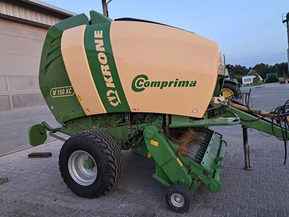 Prasa rolująca Krone Comprima 150XC - Baler bulat: gambar 2 Prasa rolująca Krone Comprima 150XC - Baler bulat: gambar 2