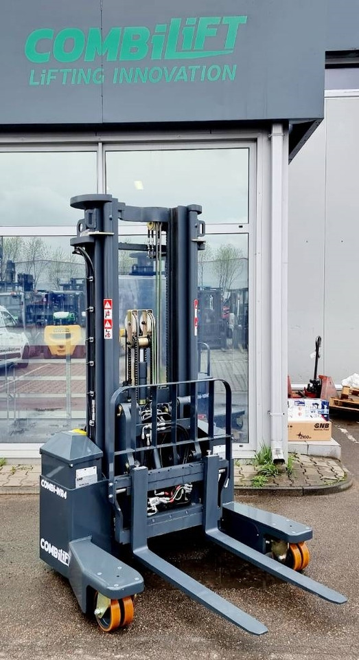 Aisle-Master WR4 - BRAND NEW - Loader empat arah: gambar 4 Aisle-Master WR4 - BRAND NEW - Loader empat arah: gambar 4