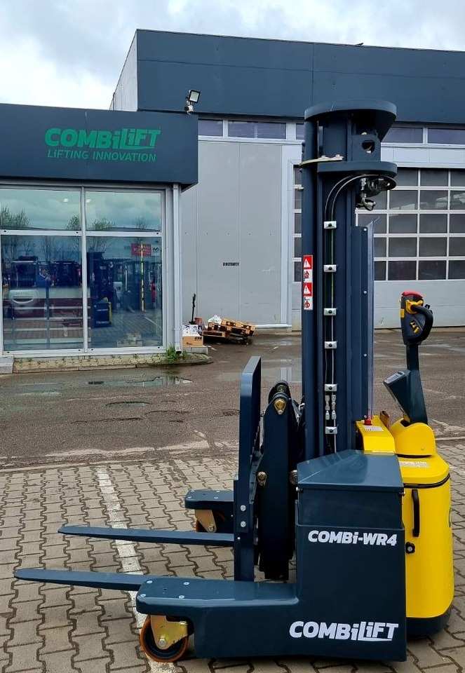 Aisle-Master WR4 - BRAND NEW - Loader empat arah: gambar 3 Aisle-Master WR4 - BRAND NEW - Loader empat arah: gambar 3