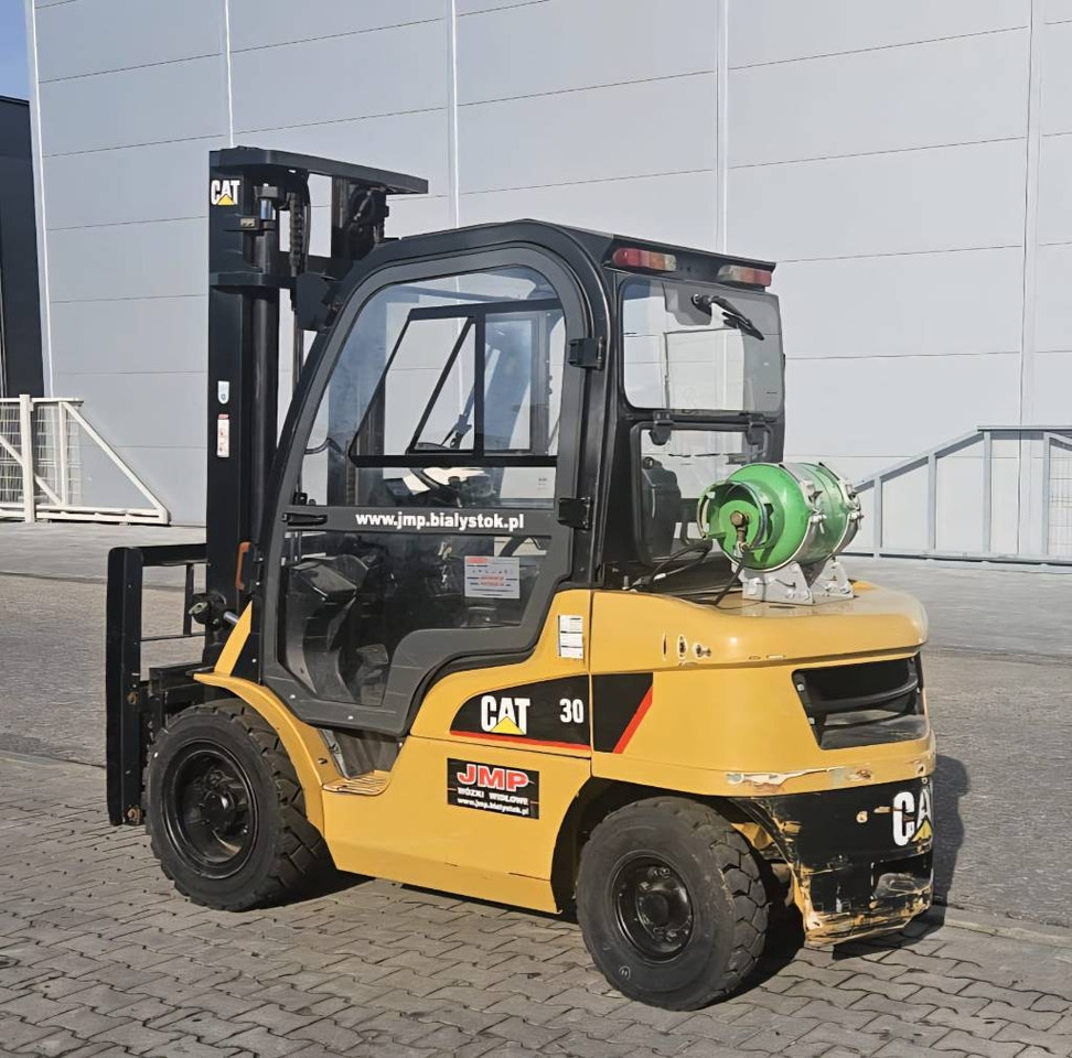 CAT GP 30 N - Forklift LPG: gambar 5 CAT GP 30 N - Forklift LPG: gambar 5