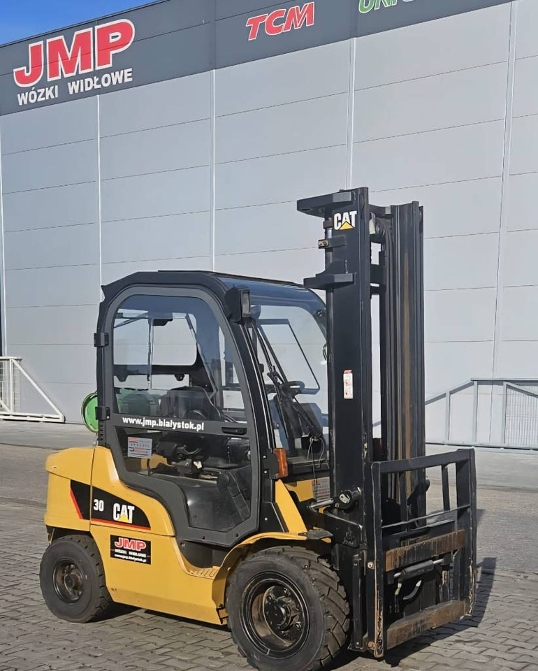 CAT GP 30 N - Forklift LPG: gambar 2 CAT GP 30 N - Forklift LPG: gambar 2