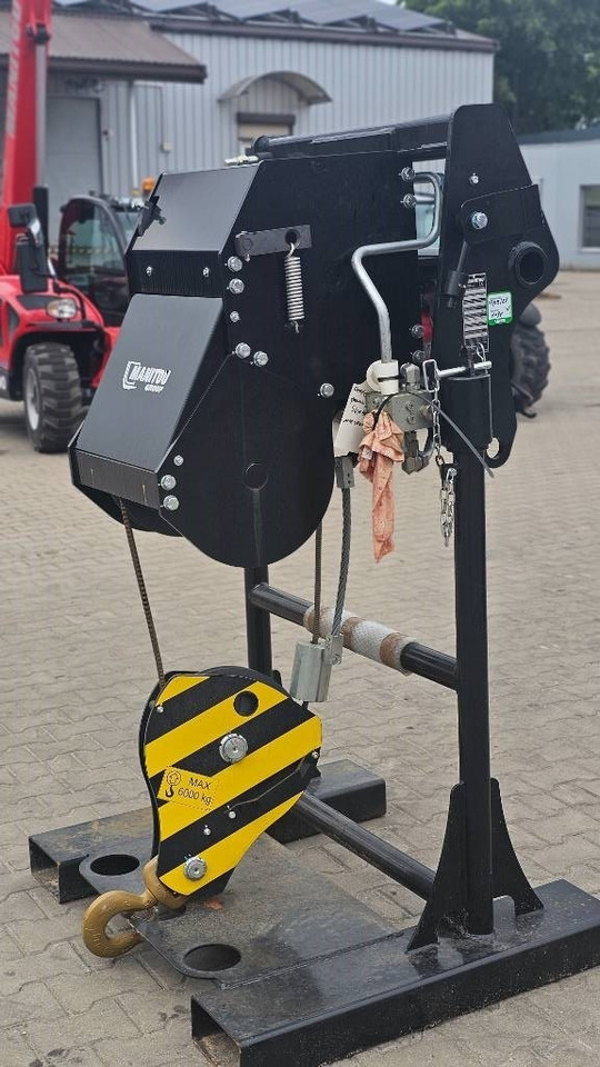 Manitou W6000 / 25M WINCH 6 TON MRT 2260 - Lampiran untuk Peralatan konstruksi: gambar 2 Manitou W6000 / 25M WINCH 6 TON MRT 2260 - Lampiran untuk Peralatan konstruksi: gambar 2
