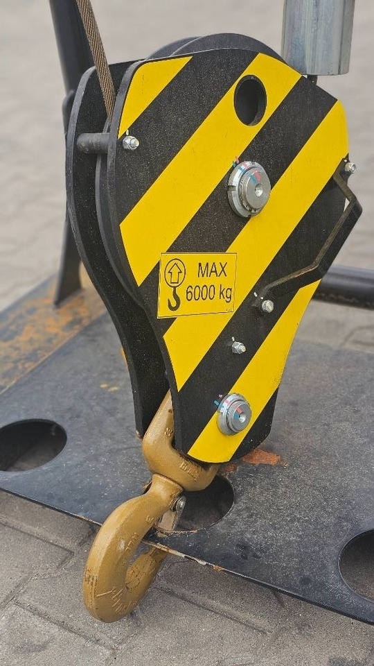 Manitou W6000 / 25M WINCH 6 TON MRT 2260 - Lampiran untuk Peralatan konstruksi: gambar 4 Manitou W6000 / 25M WINCH 6 TON MRT 2260 - Lampiran untuk Peralatan konstruksi: gambar 4