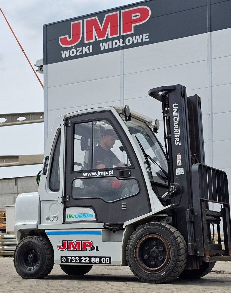 UniCarriers UG1D2A30LQ DX30 - Forklift LPG: gambar 4 UniCarriers UG1D2A30LQ DX30 - Forklift LPG: gambar 4