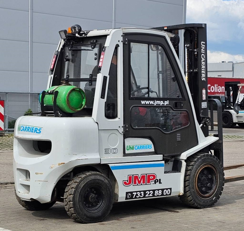UniCarriers UG1D2A30LQ DX30 - Forklift LPG: gambar 5 UniCarriers UG1D2A30LQ DX30 - Forklift LPG: gambar 5