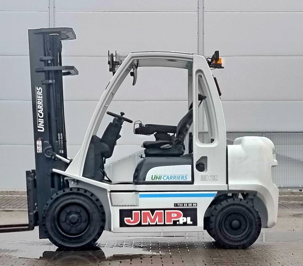 UniCarriers YG 1 D2 A32 Q - Forklift diesel: gambar 3 UniCarriers YG 1 D2 A32 Q - Forklift diesel: gambar 3