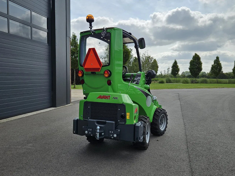Avant 423 TDL+ Mini-shovel - Track loader yang ringkas: gambar 5 Avant 423 TDL+ Mini-shovel - Track loader yang ringkas: gambar 5