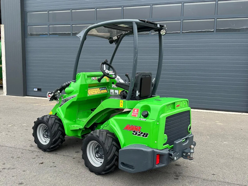 Avant 528 mini-shovel - Track loader yang ringkas: gambar 5 Avant 528 mini-shovel - Track loader yang ringkas: gambar 5