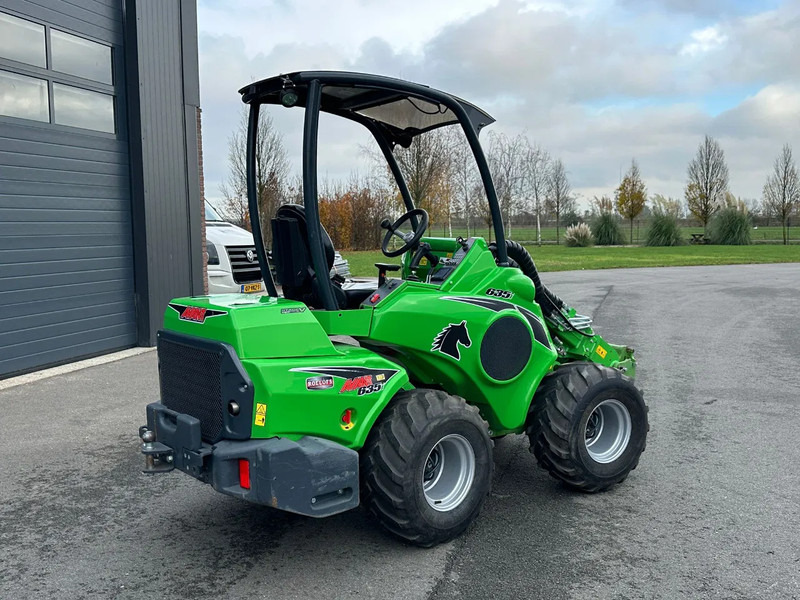 Avant 635i mini-shovel - Track loader yang ringkas: gambar 3 Avant 635i mini-shovel - Track loader yang ringkas: gambar 3