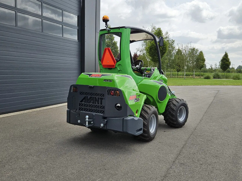 Avant 755i Rental mini-shovel - Track loader yang ringkas: gambar 5 Avant 755i Rental mini-shovel - Track loader yang ringkas: gambar 5