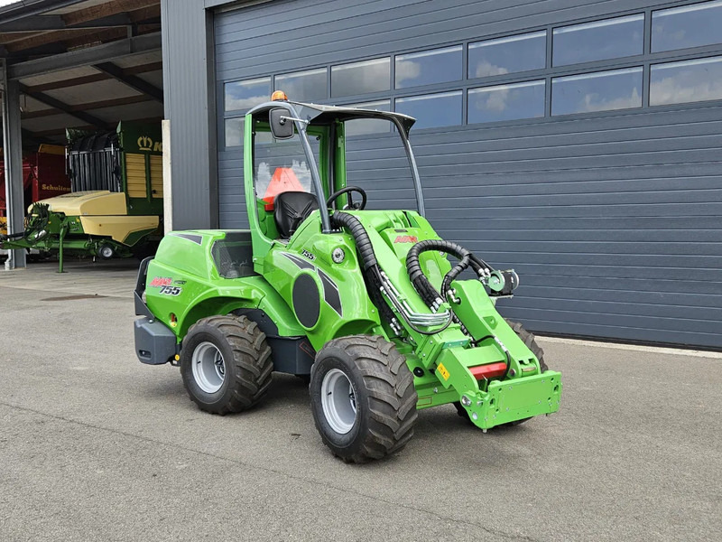 Avant 755i Rental mini-shovel - Track loader yang ringkas: gambar 1 Avant 755i Rental mini-shovel - Track loader yang ringkas: gambar 1