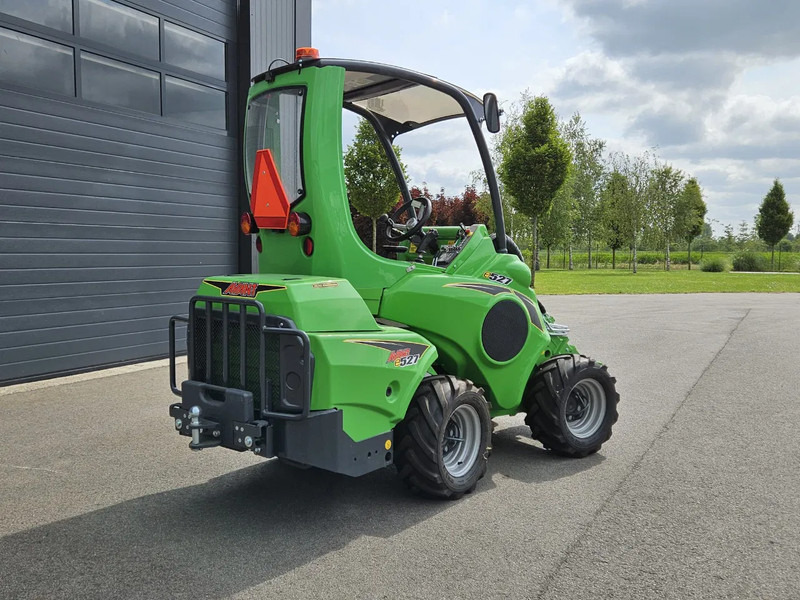 Avant E527 mini-shovel - Track loader yang ringkas: gambar 4 Avant E527 mini-shovel - Track loader yang ringkas: gambar 4