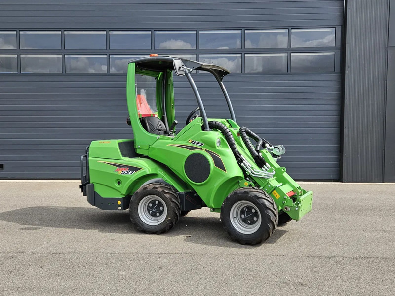 Avant E527 mini-shovel - Track loader yang ringkas: gambar 2 Avant E527 mini-shovel - Track loader yang ringkas: gambar 2