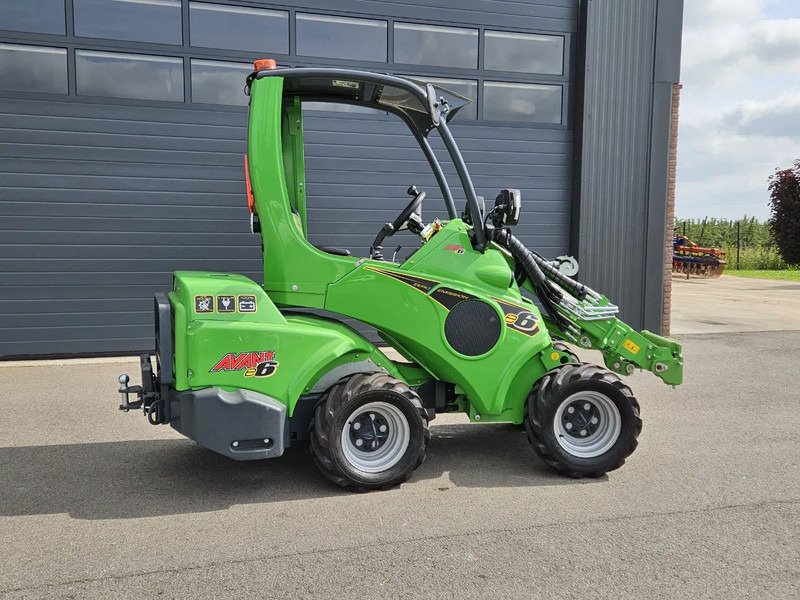 Avant E6 Mini-shovel - Track loader yang ringkas: gambar 3 Avant E6 Mini-shovel - Track loader yang ringkas: gambar 3