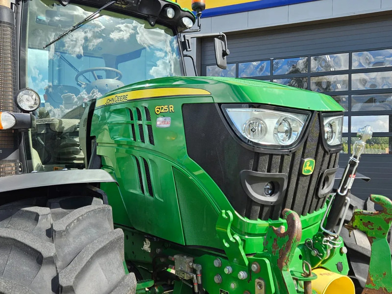 John Deere 6125R Autopower - Traktor: gambar 3 John Deere 6125R Autopower - Traktor: gambar 3