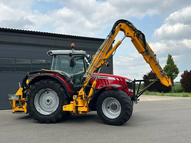 Massey Ferguson 6713S Dyna 6 - Traktor: gambar 2 Massey Ferguson 6713S Dyna 6 - Traktor: gambar 2