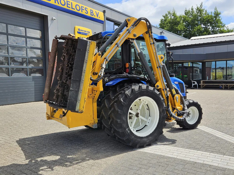 New Holland Boomer 3050 met Bos Maaiarm - Traktor kompak: gambar 4 New Holland Boomer 3050 met Bos Maaiarm - Traktor kompak: gambar 4