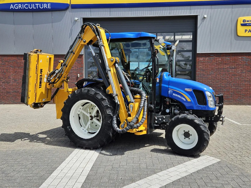 New Holland Boomer 3050 met Bos Maaiarm - Traktor kompak: gambar 2 New Holland Boomer 3050 met Bos Maaiarm - Traktor kompak: gambar 2