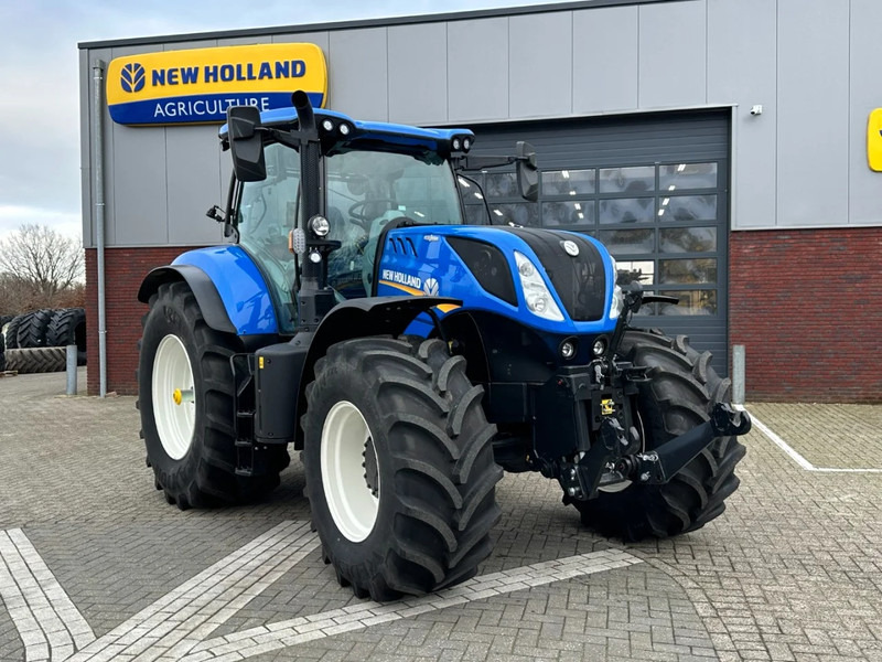 New Holland T7.245 Autocommand - Traktor: gambar 2 New Holland T7.245 Autocommand - Traktor: gambar 2