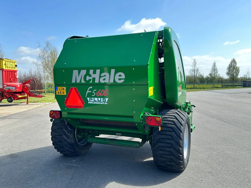 McHale F5600 plus - Peralatan pertanian: gambar 4 McHale F5600 plus - Peralatan pertanian: gambar 4
