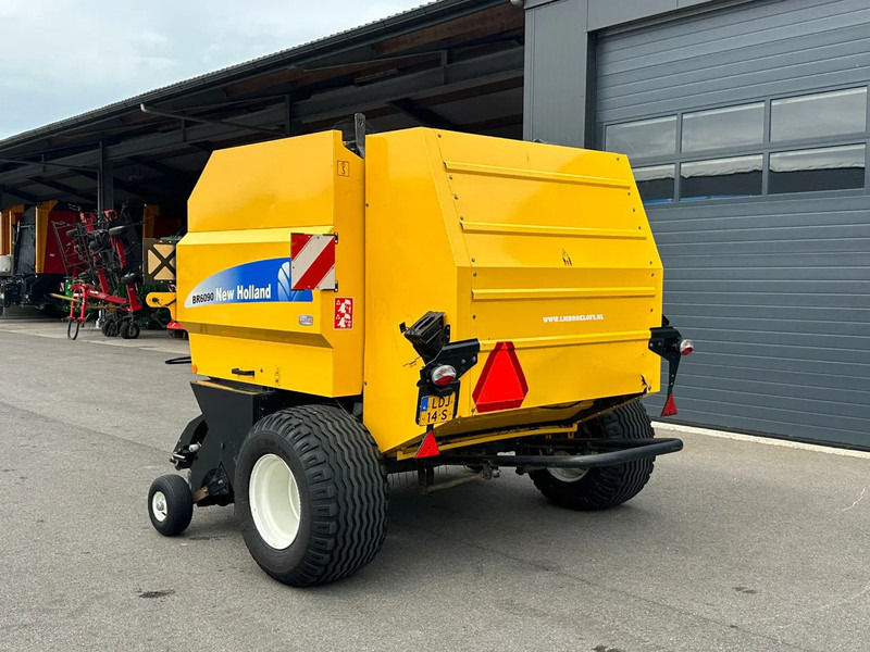 New Holland BR6090 balenpers - Peralatan pertanian: gambar 5 New Holland BR6090 balenpers - Peralatan pertanian: gambar 5