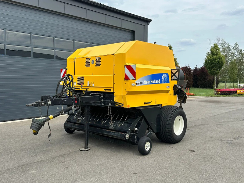 New Holland BR6090 balenpers - Peralatan pertanian: gambar 3 New Holland BR6090 balenpers - Peralatan pertanian: gambar 3