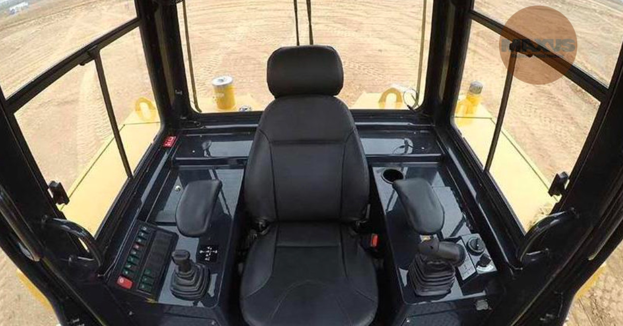 Maxus Buldoger CAT Maxus 25 ton 235hp - Bulldozer: gambar 2 Maxus Buldoger CAT Maxus 25 ton 235hp - Bulldozer: gambar 2