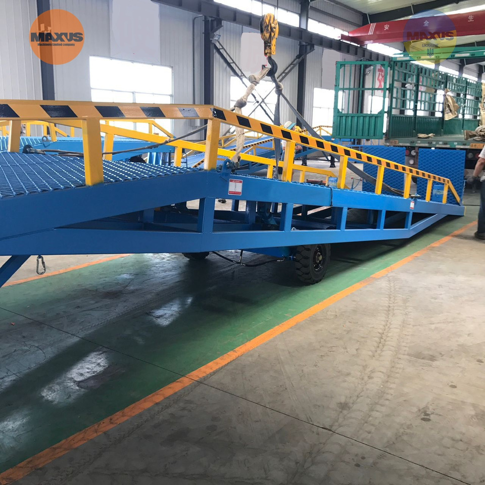 Maxus Mobilna Rampa załadunkowa 10ton/NEW mobile loading ramp with a capacity of 10 tons/NEUE mobile Ladebühne mit einer Kapazität von 10 Tonnen/Rampă mobilă de încărcare nouă cu capacitate de 10 tone/Maxus - Memuat ramp: gambar 1 Maxus Mobilna Rampa załadunkowa 10ton/NEW mobile loading ramp with a capacity of 10 tons/NEUE mobile Ladebühne mit einer Kapazität von 10 Tonnen/Rampă mobilă de încărcare nouă cu capacitate de 10 tone/Maxus - Memuat ramp: gambar 1