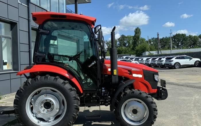 NEW MAXUS 55 HP 4x4 Tractor Euro 5 Warranty up to 10 YEARS | НОВИЙ MAXUS 55 К.с. 4x4 Трактор Євро 5 Гарантія до 10 РОКІВ - Traktor: gambar 1 NEW MAXUS 55 HP 4x4 Tractor Euro 5 Warranty up to 10 YEARS | НОВИЙ MAXUS 55 К.с. 4x4 Трактор Євро 5 Гарантія до 10 РОКІВ - Traktor: gambar 1