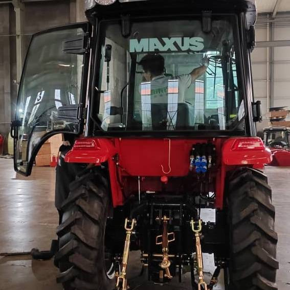 NEW MAXUS 70 HP 4x4 Export Tractor Warranty up to 10 YEARS НОВИЙ Трактор 70 К.с. 4x4 MAXUS Експорт Гарантія до 10 РОКІВ NOWY Ciągnik 70 KM 4x4 MAXUS Export Gwarancja do 10 LAT - Traktor: gambar 3 NEW MAXUS 70 HP 4x4 Export Tractor Warranty up to 10 YEARS НОВИЙ Трактор 70 К.с. 4x4 MAXUS Експорт Гарантія до 10 РОКІВ NOWY Ciągnik 70 KM 4x4 MAXUS Export Gwarancja do 10 LAT - Traktor: gambar 3