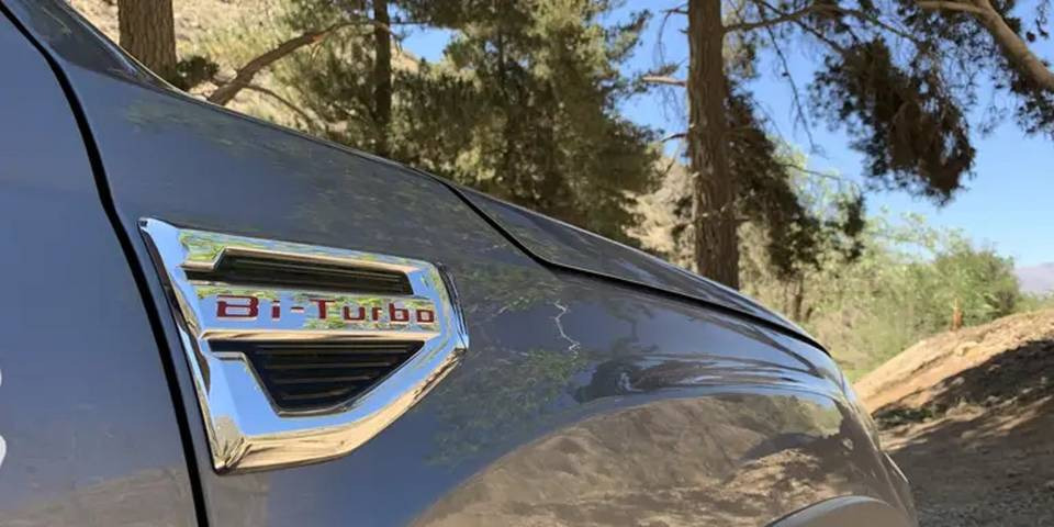 NEW MAXUS T90 Pickup 4x4 BiTurbo 215 HP Warranty up to 10 YEARS | НОВИЙ MAXUS T90 Пікап 4x4 BiTurbo 215 К.с. Гарантія до 10 РОКІВ - Truk pikap: gambar 4 NEW MAXUS T90 Pickup 4x4 BiTurbo 215 HP Warranty up to 10 YEARS | НОВИЙ MAXUS T90 Пікап 4x4 BiTurbo 215 К.с. Гарантія до 10 РОКІВ - Truk pikap: gambar 4