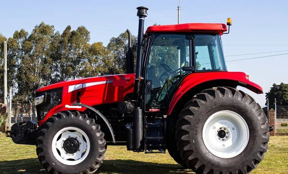 NEW MAXUS X130X HP 4x4 Tractor Euro 5 Warranty up to 10 YEARS | НОВИЙ MAXUS X130X К.с. 4x4 Трактор Євро 5 Гарантія до 10 РОКІВ - Traktor: gambar 1 NEW MAXUS X130X HP 4x4 Tractor Euro 5 Warranty up to 10 YEARS | НОВИЙ MAXUS X130X К.с. 4x4 Трактор Євро 5 Гарантія до 10 РОКІВ - Traktor: gambar 1