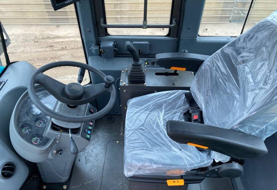 NEW Wheel Loader MAXUS 10 Tons Warranty up to 10 YEARS НОВИЙ Колісний навантажувач MAXUS 10 тонн Гарантія до 10 РОКІВ - Wheel loader: gambar 4 NEW Wheel Loader MAXUS 10 Tons Warranty up to 10 YEARS НОВИЙ Колісний навантажувач MAXUS 10 тонн Гарантія до 10 РОКІВ - Wheel loader: gambar 4