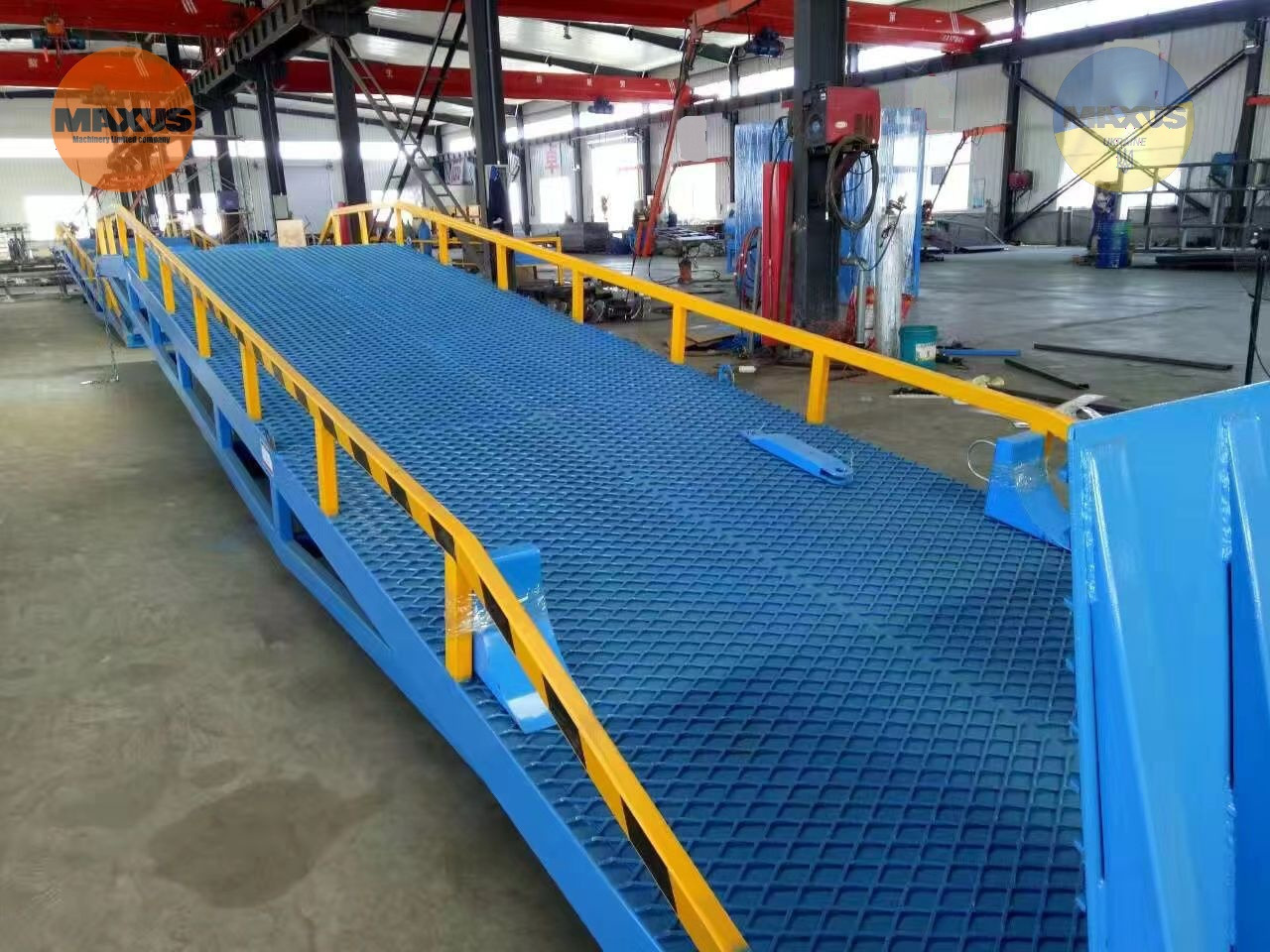 Maxus NEW mobile loading ramp with a capacity of 10 tons - Memuat ramp: gambar 3 Maxus NEW mobile loading ramp with a capacity of 10 tons - Memuat ramp: gambar 3
