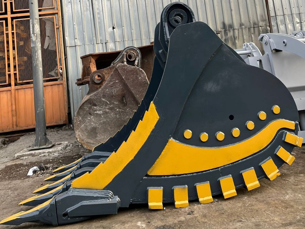 Doosan DX225 - Ember ekskavator untuk Ekskavator: gambar 1 Doosan DX225 - Ember ekskavator untuk Ekskavator: gambar 1