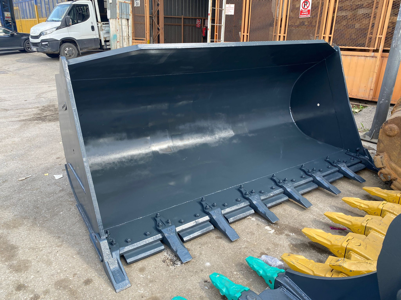 Volvo - Ember loader untuk Peralatan konstruksi: gambar 1 Volvo - Ember loader untuk Peralatan konstruksi: gambar 1