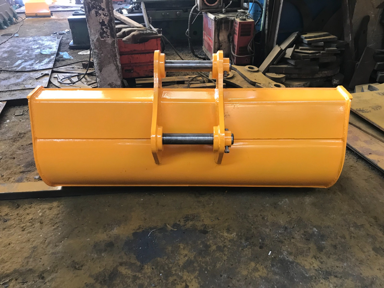 Volvo - Ember loader untuk Peralatan konstruksi: gambar 5 Volvo - Ember loader untuk Peralatan konstruksi: gambar 5