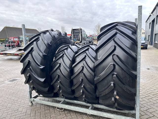 Bridgestone 650/65 R38 + 540/65 R28 VF - Roda/ Ban untuk Peralatan pertanian: gambar 1 Bridgestone 650/65 R38 + 540/65 R28 VF - Roda/ Ban untuk Peralatan pertanian: gambar 1