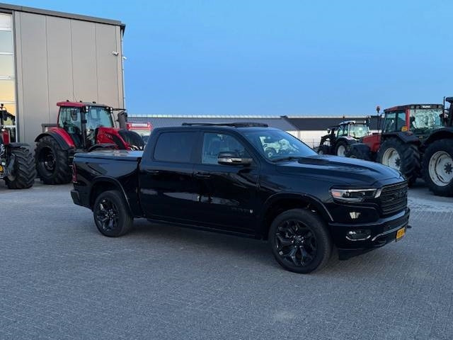 Dodge Ram 1500 Limited - Mobil: gambar 4 Dodge Ram 1500 Limited - Mobil: gambar 4