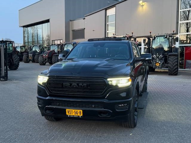 Dodge Ram 1500 Limited - Mobil: gambar 5 Dodge Ram 1500 Limited - Mobil: gambar 5