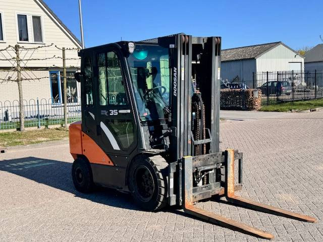 Doosan D35c Pro-7 - Forklift diesel: gambar 4 Doosan D35c Pro-7 - Forklift diesel: gambar 4