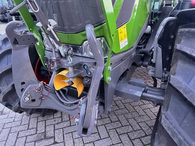 Fendt 314 Profi Plus Gen4 - Traktor: gambar 5 Fendt 314 Profi Plus Gen4 - Traktor: gambar 5