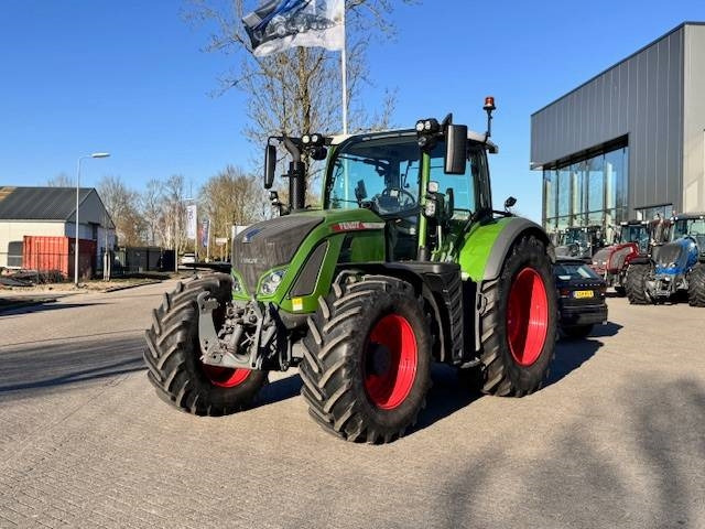Fendt 724 Gen6 Profi Plus, 1045 uur! - Traktor: gambar 5 Fendt 724 Gen6 Profi Plus, 1045 uur! - Traktor: gambar 5