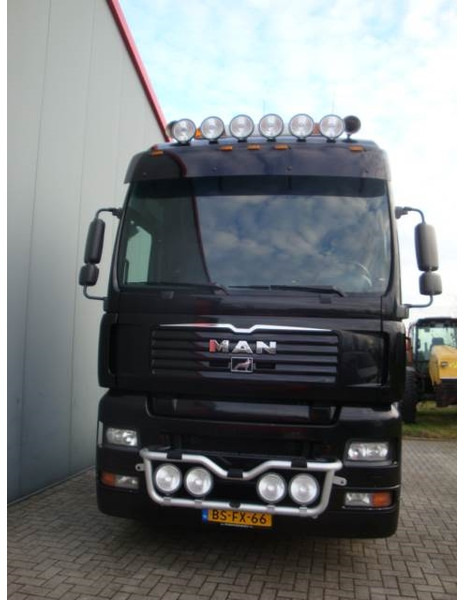 MAN TGA 26.530 - Tractor head: gambar 3 MAN TGA 26.530 - Tractor head: gambar 3