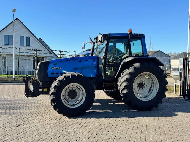 Valtra 8550 Hitech! - Traktor: gambar 3 Valtra 8550 Hitech! - Traktor: gambar 3