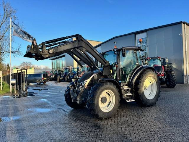 Valtra G115 hitech, 1625 uur, G4 voorlader! - Traktor: gambar 1 Valtra G115 hitech, 1625 uur, G4 voorlader! - Traktor: gambar 1