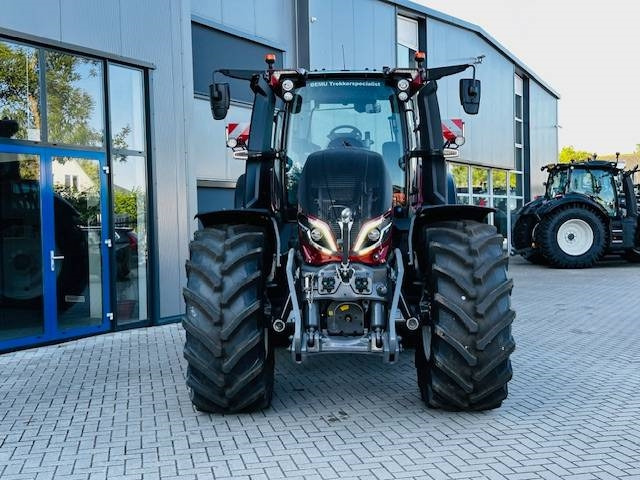 Valtra Q305 DEMO Super Compleet! - Traktor: gambar 5 Valtra Q305 DEMO Super Compleet! - Traktor: gambar 5