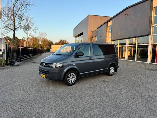 Volkswagen Transporter 140Pk Dubbele cabine - Van panel: gambar 1 Volkswagen Transporter 140Pk Dubbele cabine - Van panel: gambar 1
