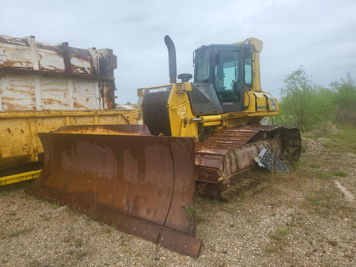 Komatsu D61PX-15 - Bulldozer: gambar 1 Komatsu D61PX-15 - Bulldozer: gambar 1